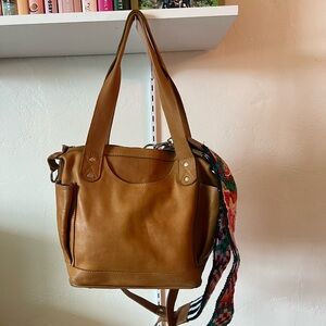 Hiptipico convertible bag.